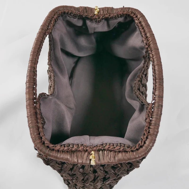 Sophia flettet clutch i strå med muslingeskal