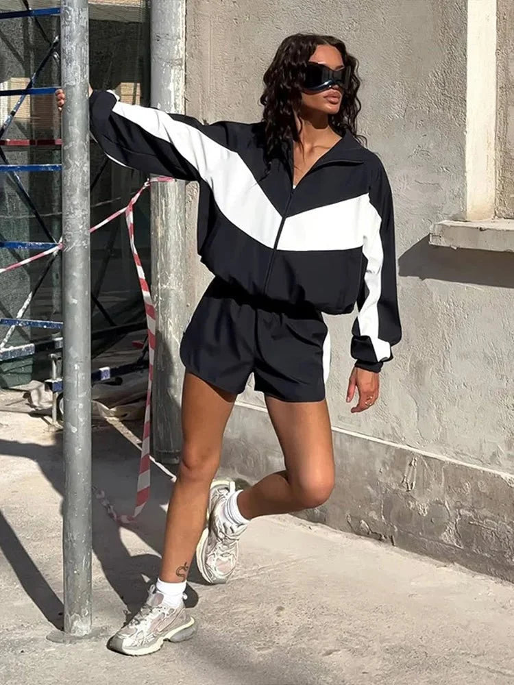 Nadia Colorblock Jakke og Shorts Sportssæt