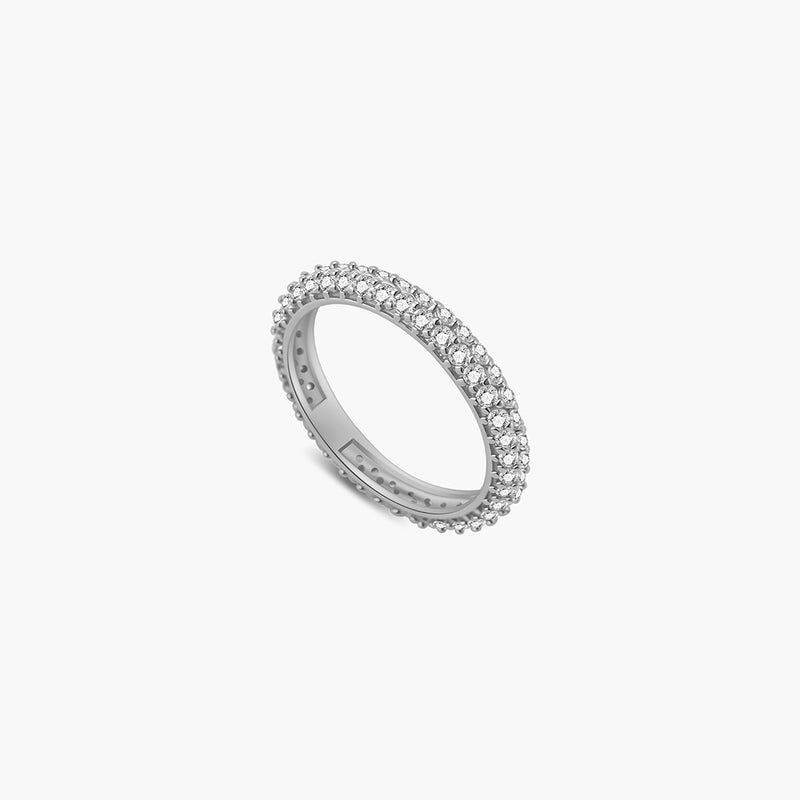 ZEYA Crown-Edge Rhinestone Band Ring in silver