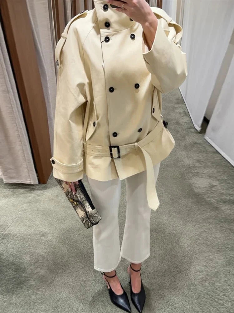 Ella Skræddersyet Trenchcoat med Ståkrave