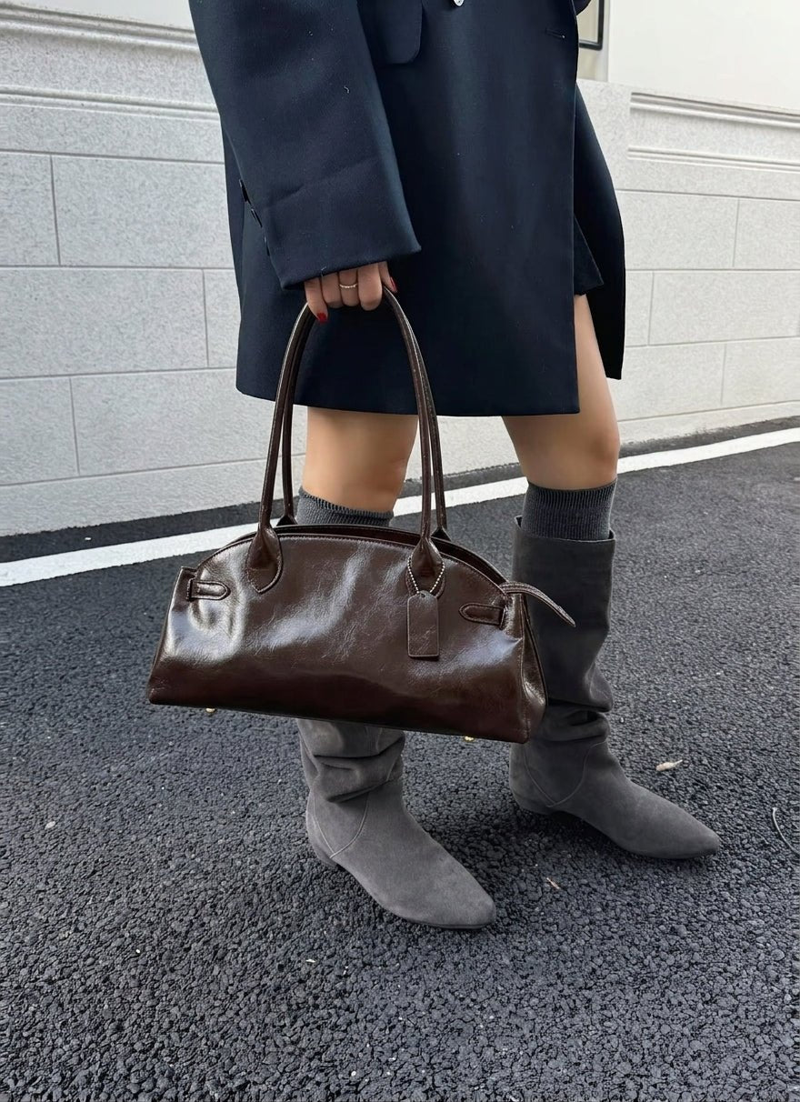 Mia Elongated Shoulder Bag