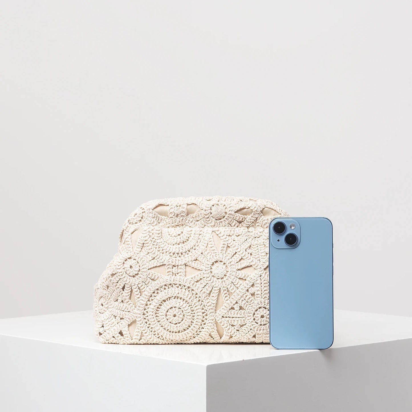 Iris Blomster Boho Clutch