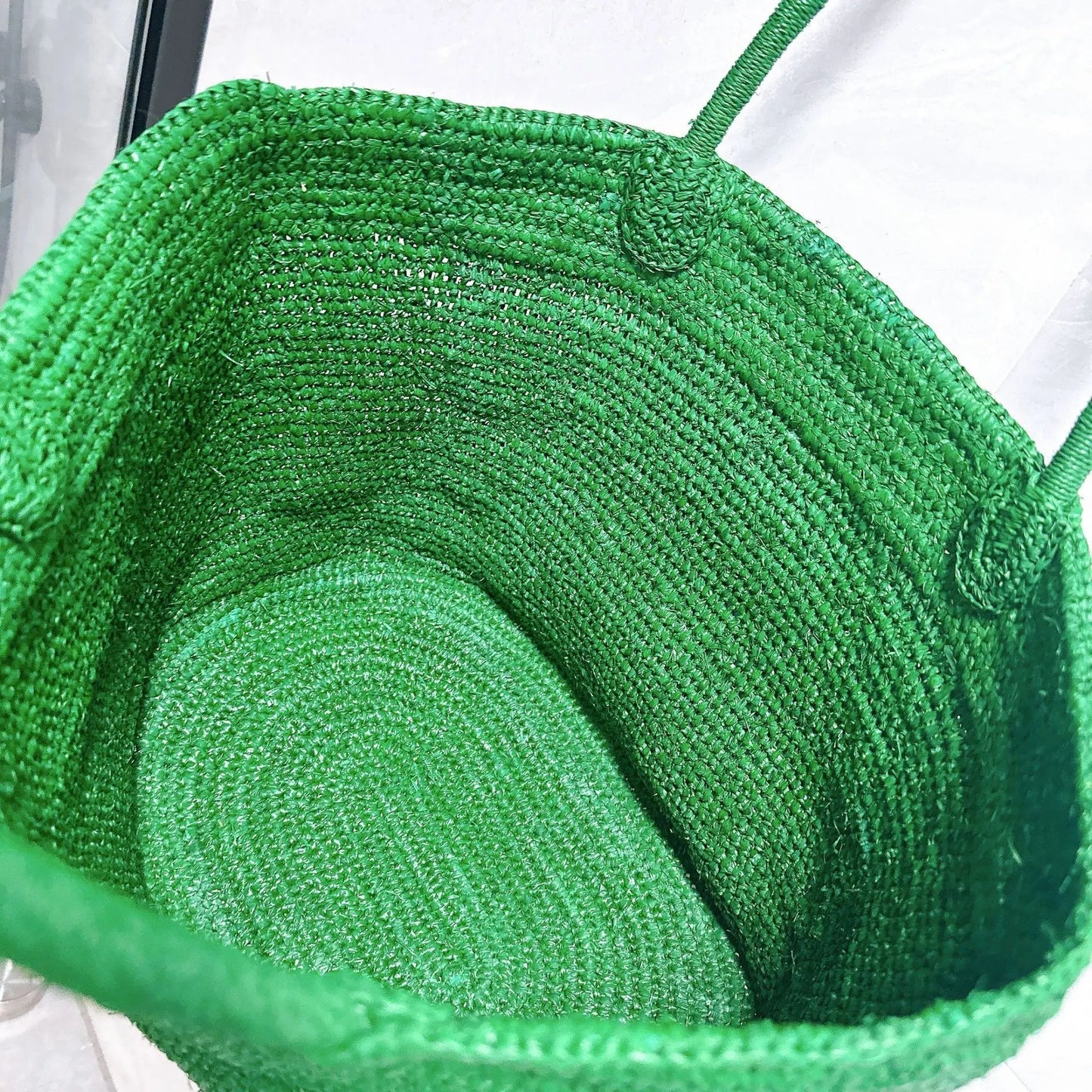 Vivienne håndvævet rattan-tote