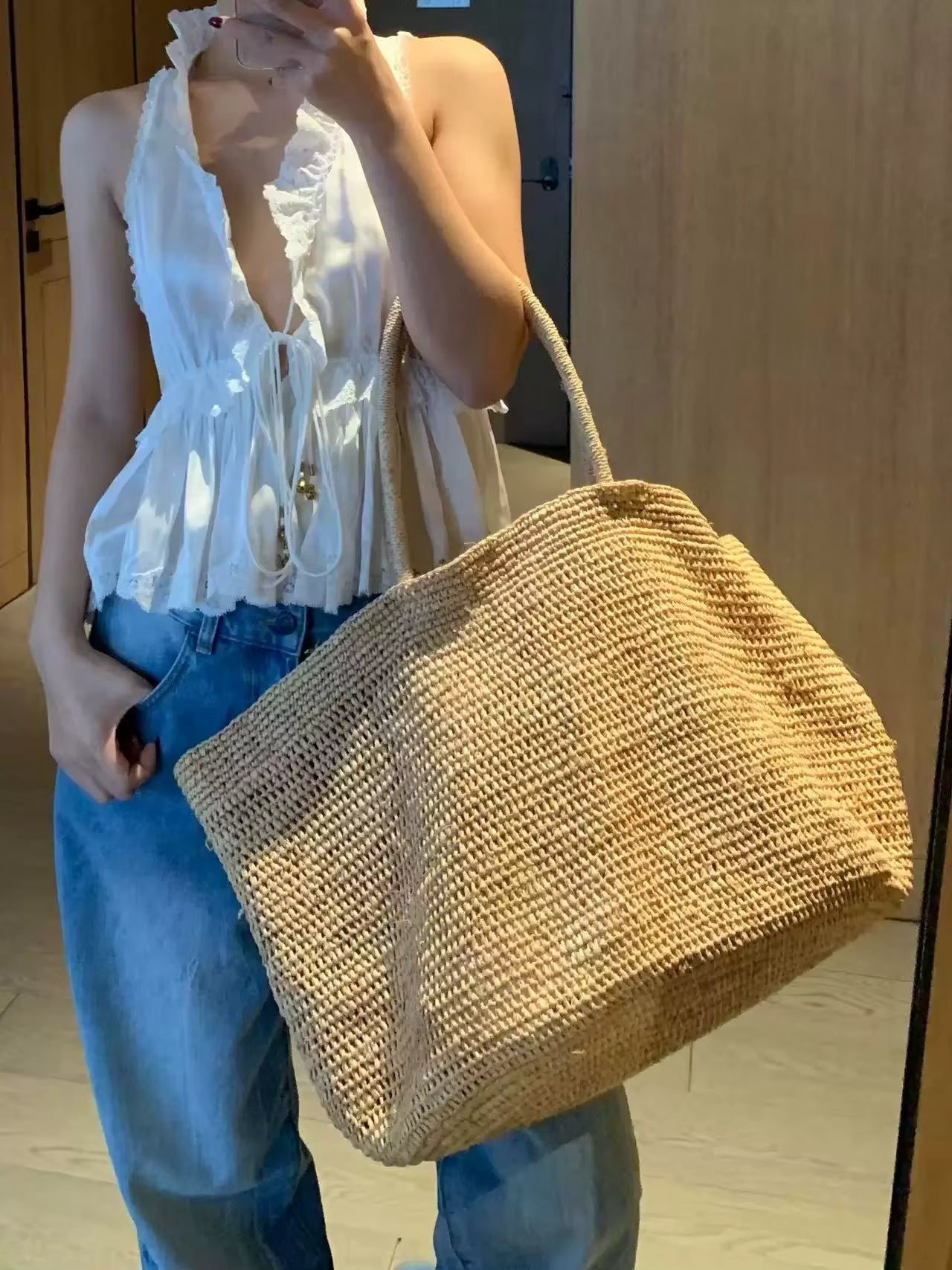 Vivienne håndvævet rattan-tote