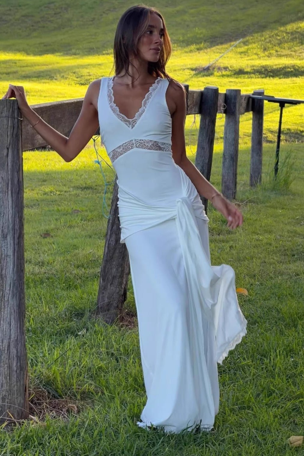 Ilaria blonder-panel tie-strap maxi-kjole
