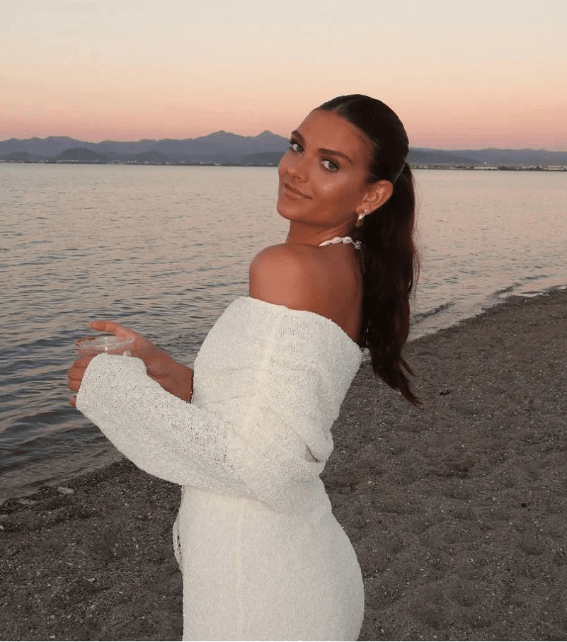 Zaria off-shoulder bodycon mini-kjole