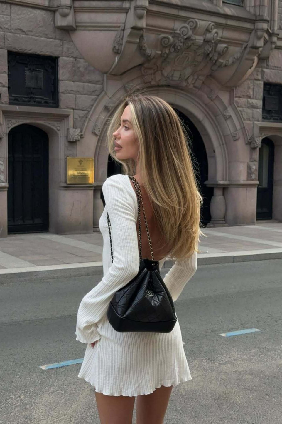 Hilma åben ryg mini-kjole