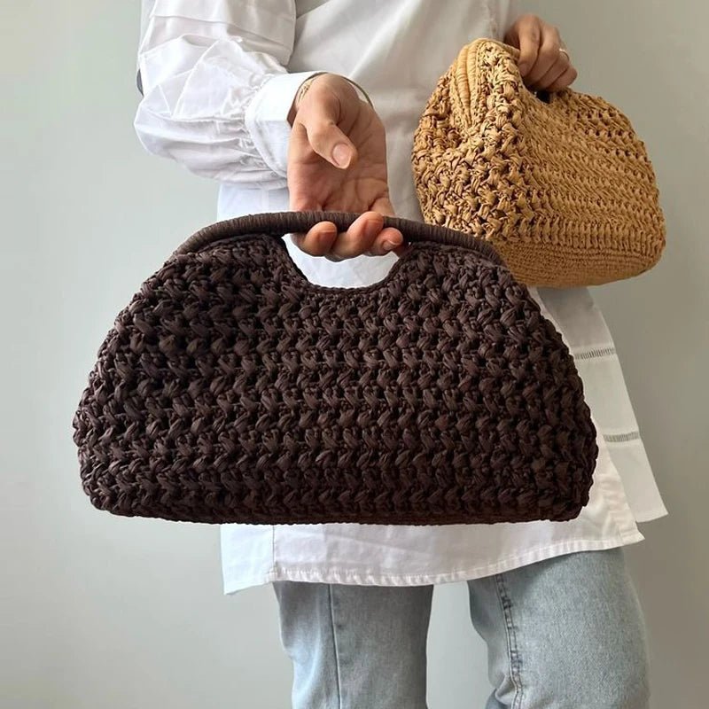 Sophia flettet clutch i strå med muslingeskal
