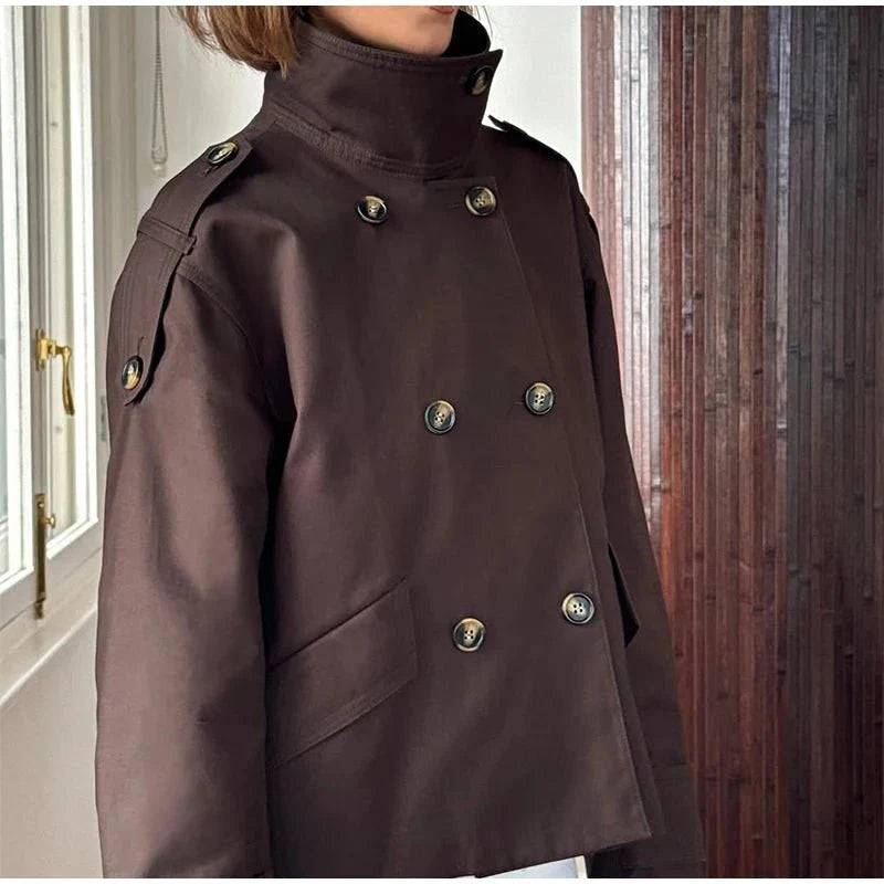 Brynn cropped trenchcoat med standkrave