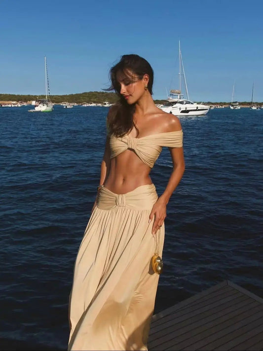 Hilde off-shoulder twist crop top sæt