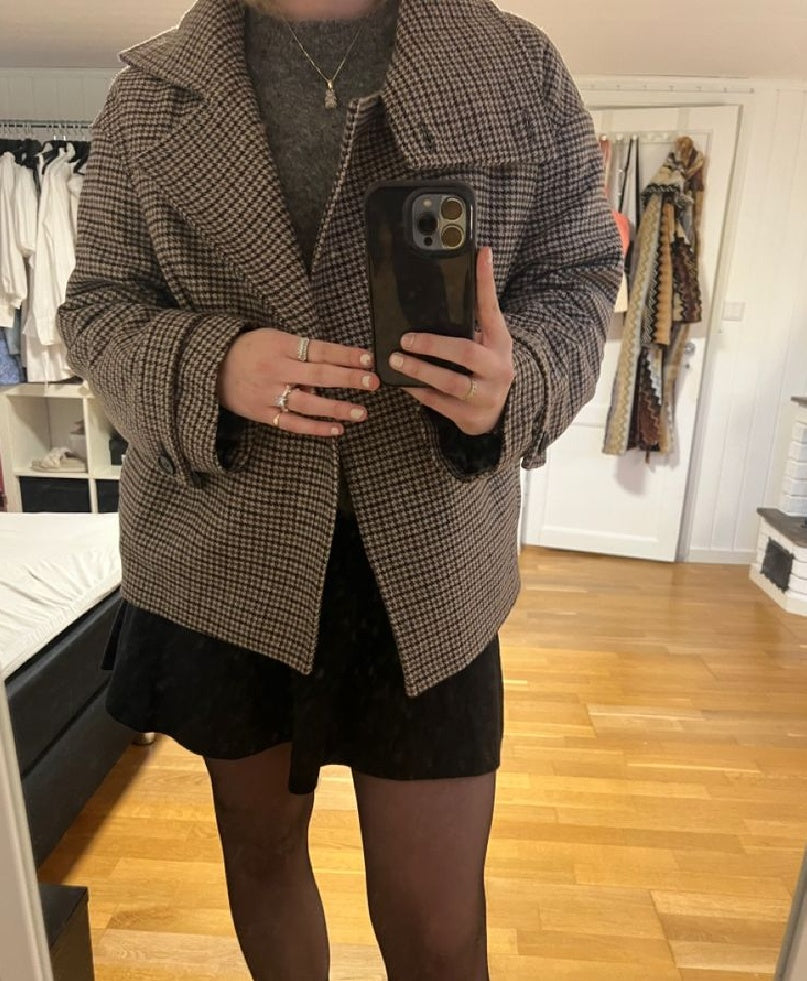 Emilia Houndstooth Buttoned Stand Collar Jacket
