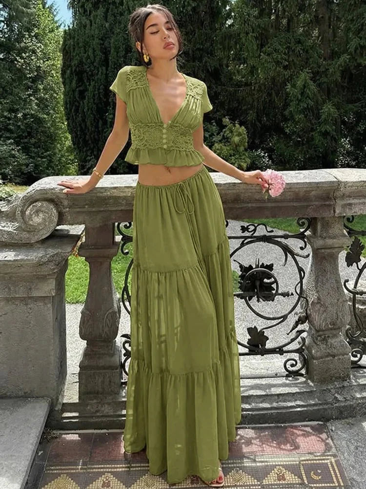 Nella blondetop og -nederdel i chiffon