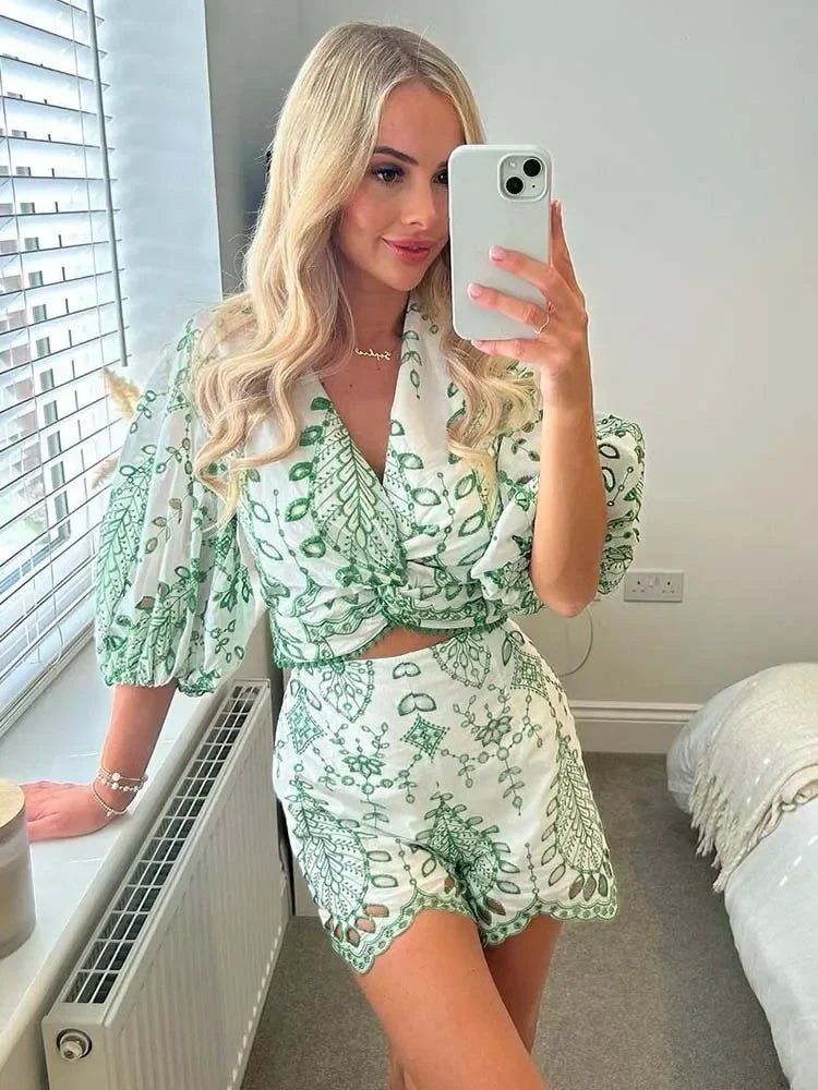 ZEYA - Amy Needlework Shorts Set