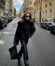 Empress Kort Sort Faux Pelsjakke