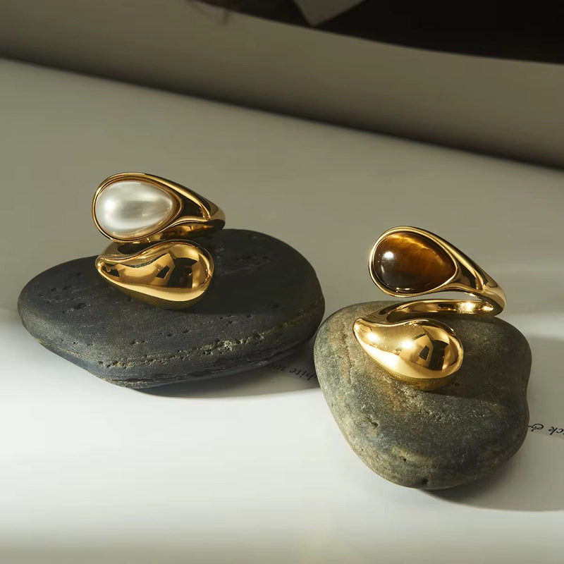 ZEYA - Dahlia Pearl Ring