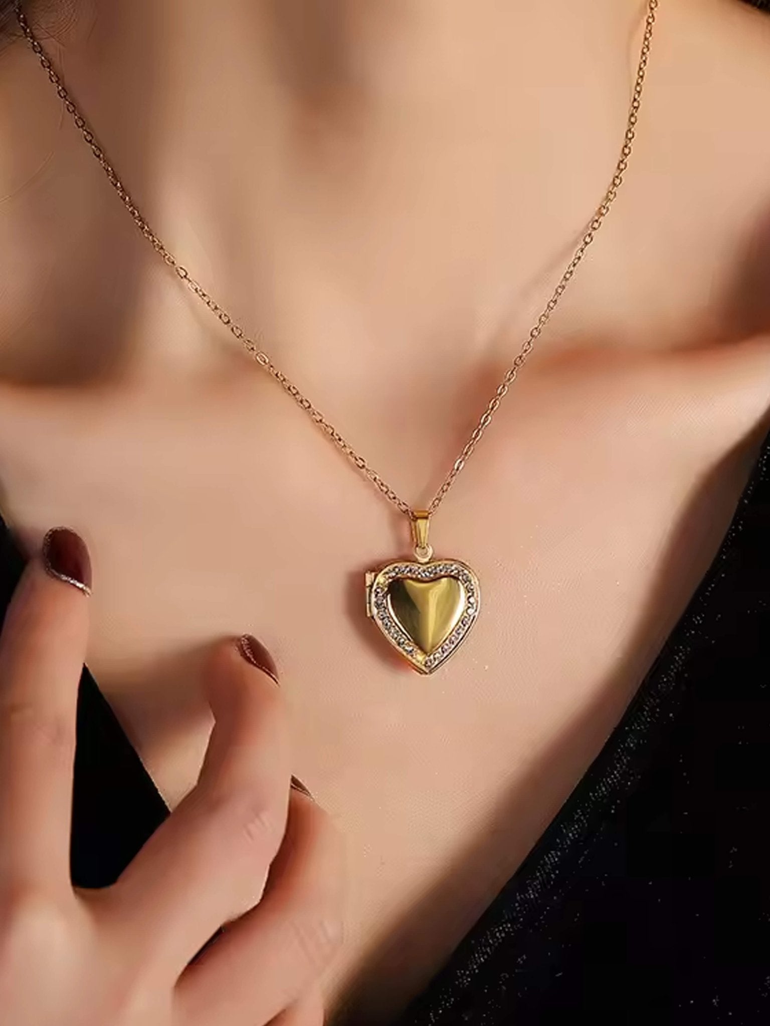 ZEYA - Dara Heart Locker Necklace
