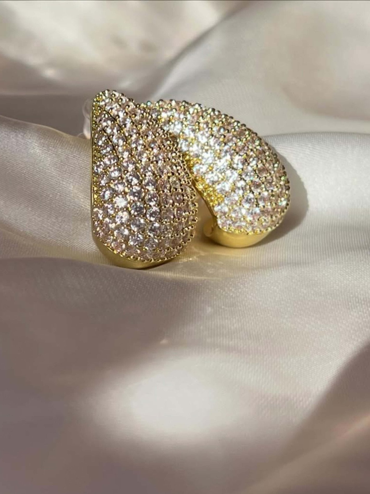 ZEYA - Eloisa Glitter Teardrop Earrings