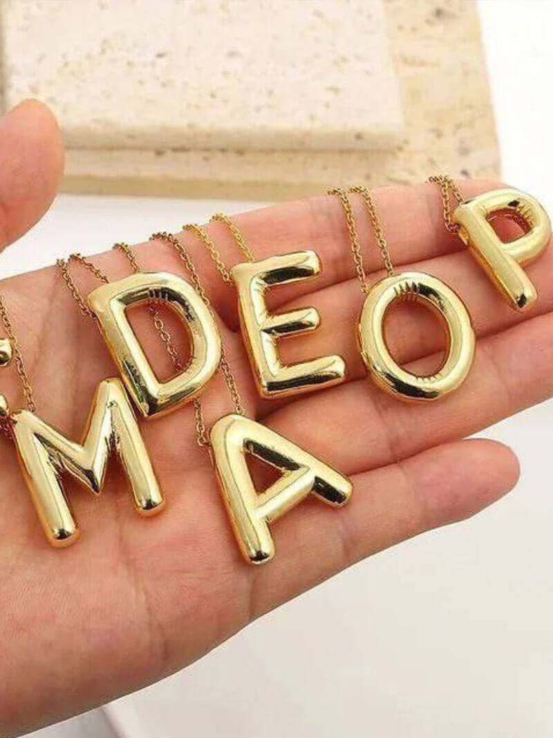 ZEYA - Eveline Letter Necklace