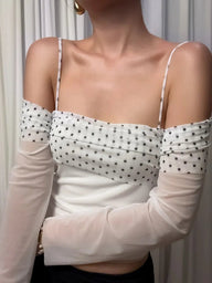 Gayle gennemsigtige ærmer prikket crop top