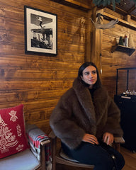 Jemisha kort faux pelsjakke