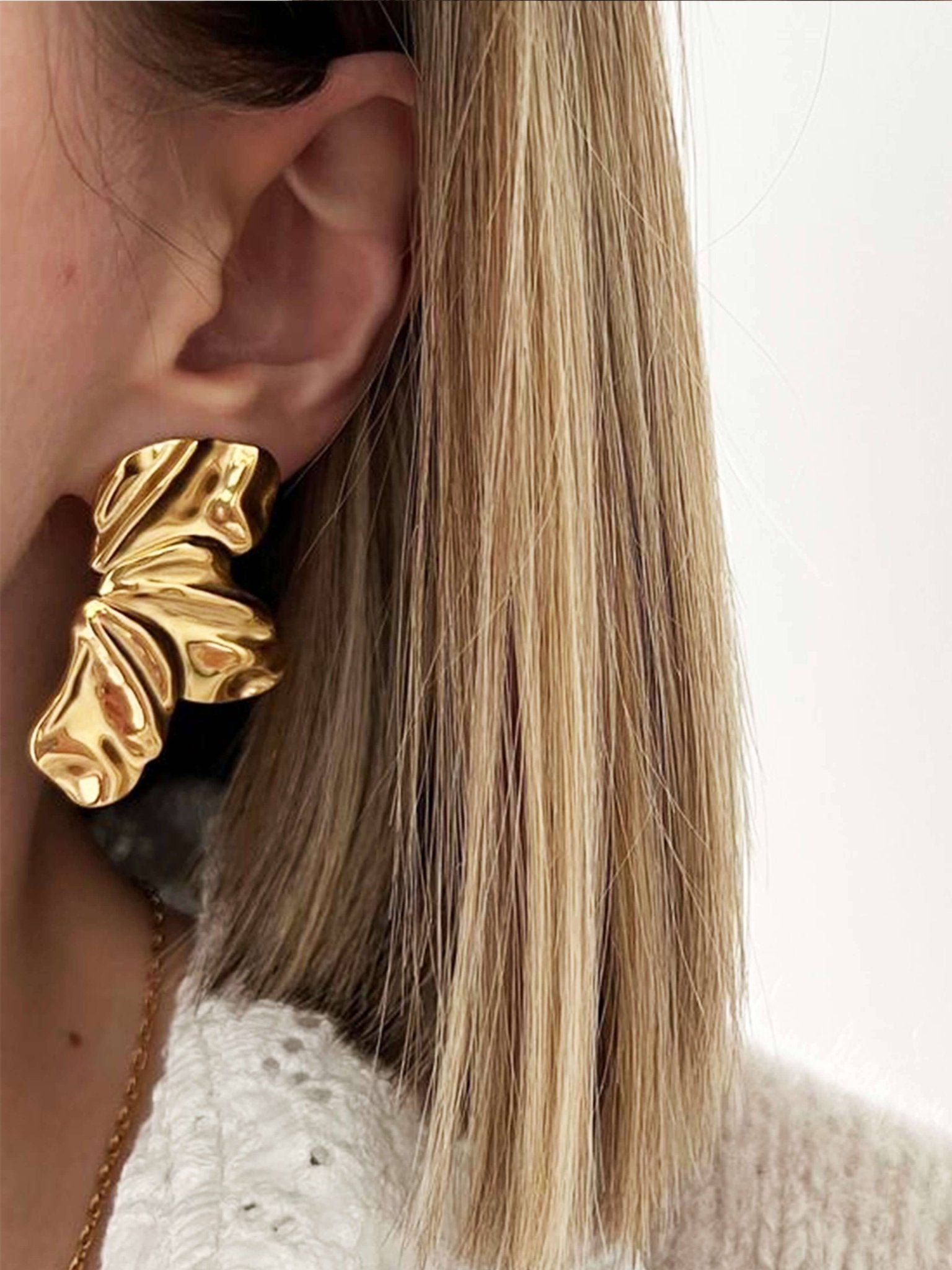 ZEYA - Mia flower Earrings