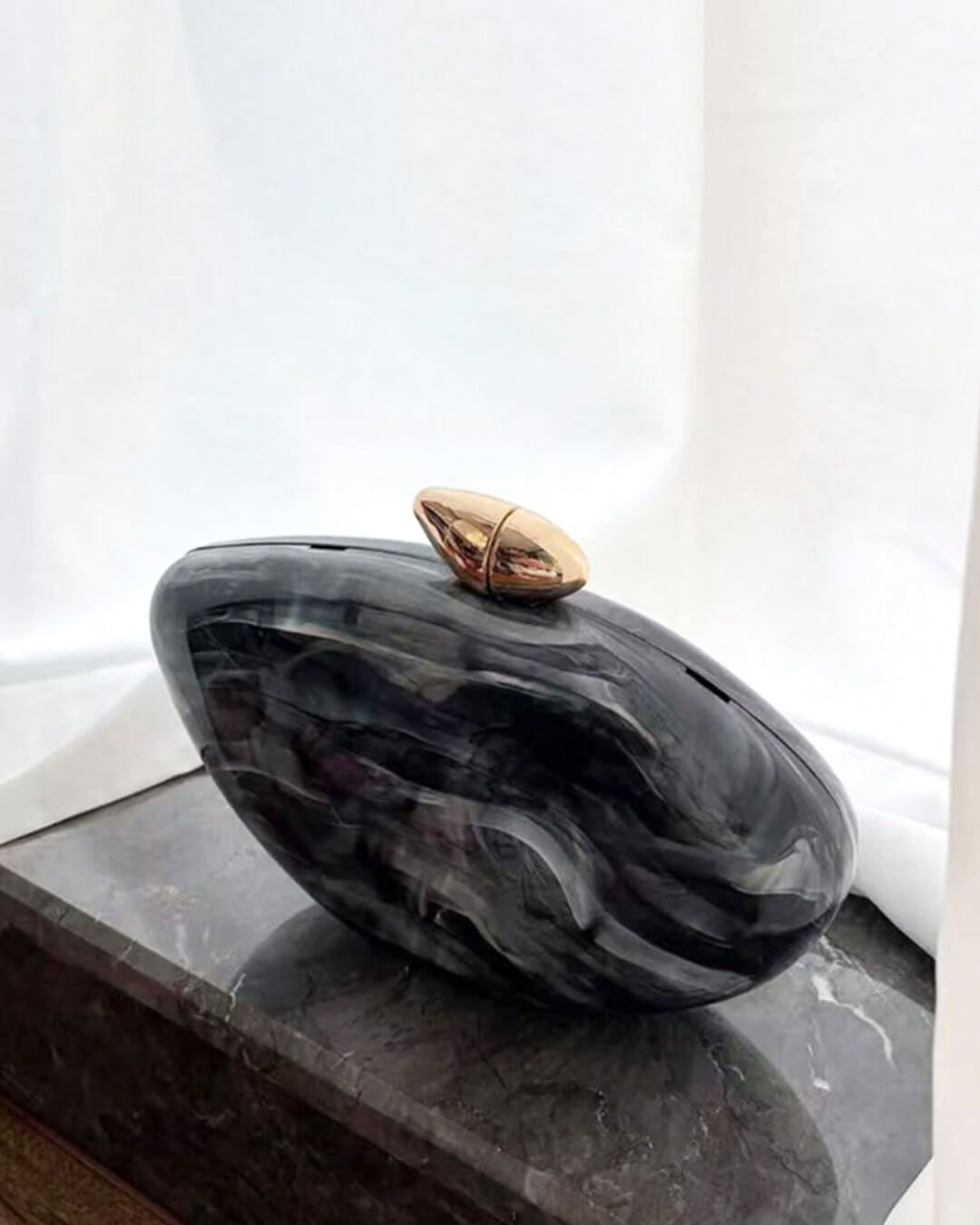 ZEYA - Miriam Shell-Shaped Acrylic Clutch