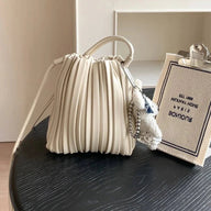 Sadie plisseret mini crossbody-taske