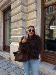 Afroza faux fur-frakke